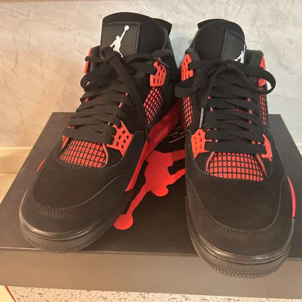 AIR JORDAN 4RETRO